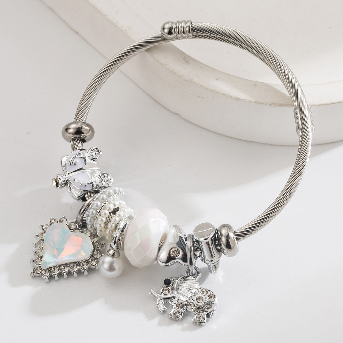 Wholesale Stainless Steel Bracelet for Women Alloy Heart Elephant Pearl Pendant Heart Bestie Bracelet